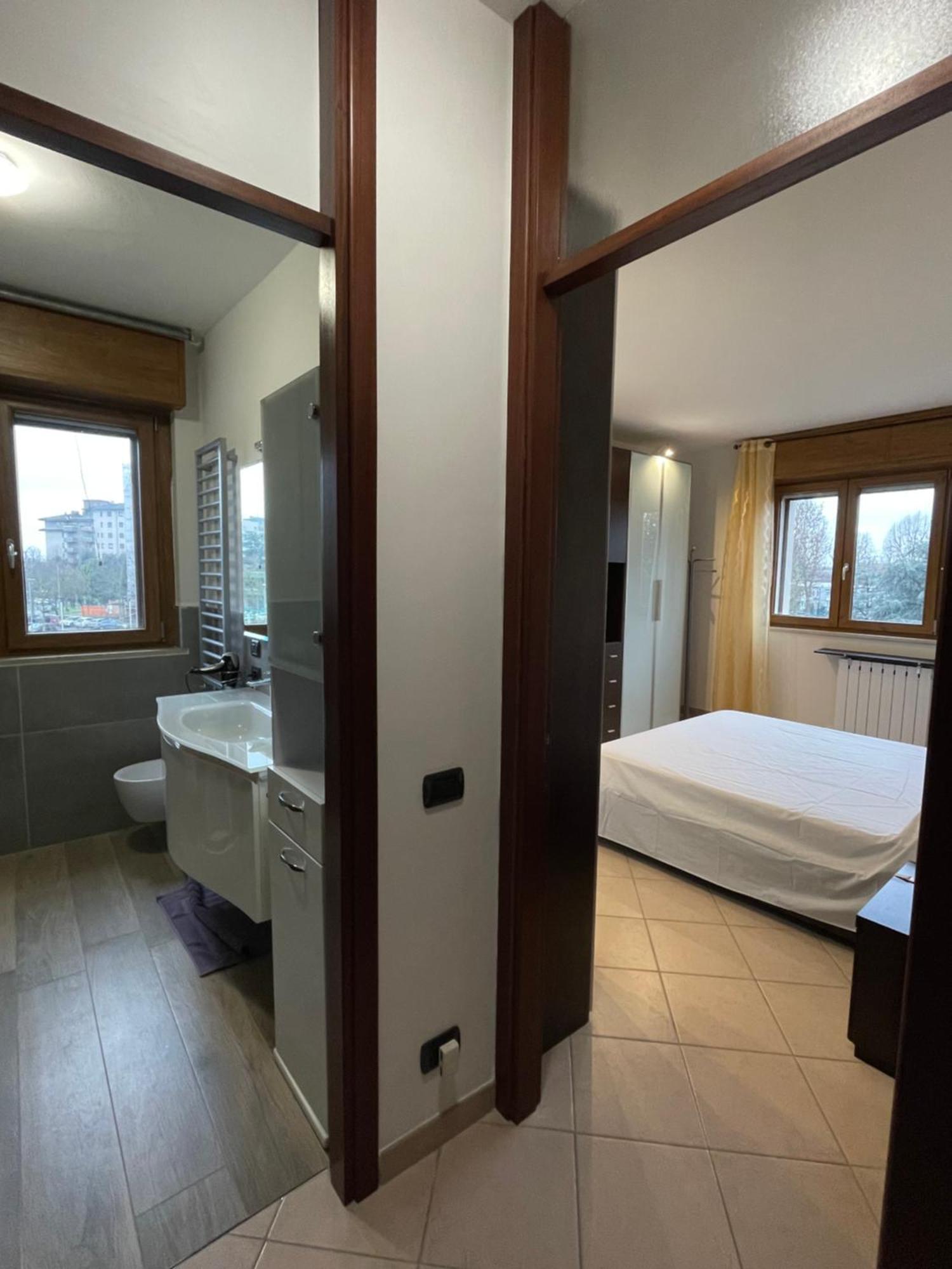 Pm 2 Via De Gasperi Guest House รอซซาโน ภายนอก รูปภาพ